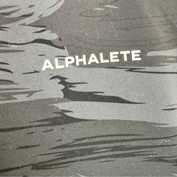 NWT Men’s‎ Alphalete Camo Shorts SIZE S - Picture 7 of 9